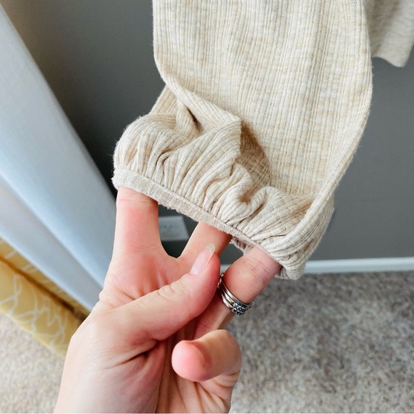 Altar'd State Long Sleeve Top Tan Sz Small - Picture 8 of 11